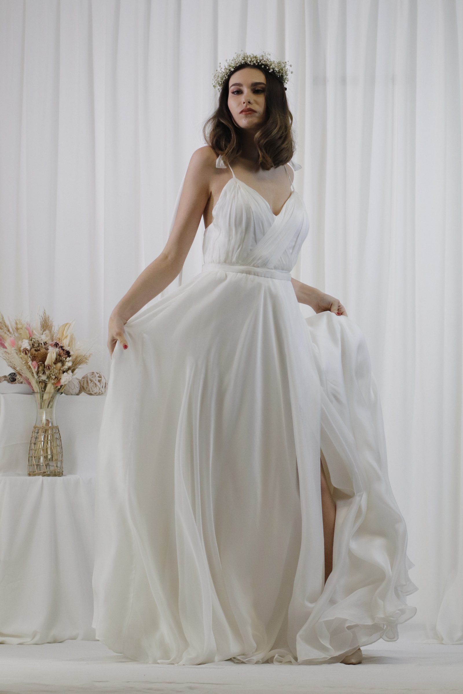 Rochia Amira din colecția Whisper of Silk a Atelierului Marisposa